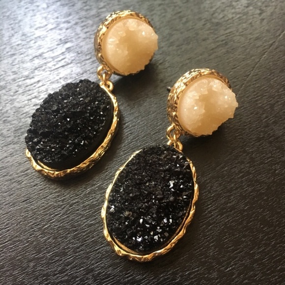 Now Available! Anthro Druzy Earrings in Charcoal - Picture 2 of 5